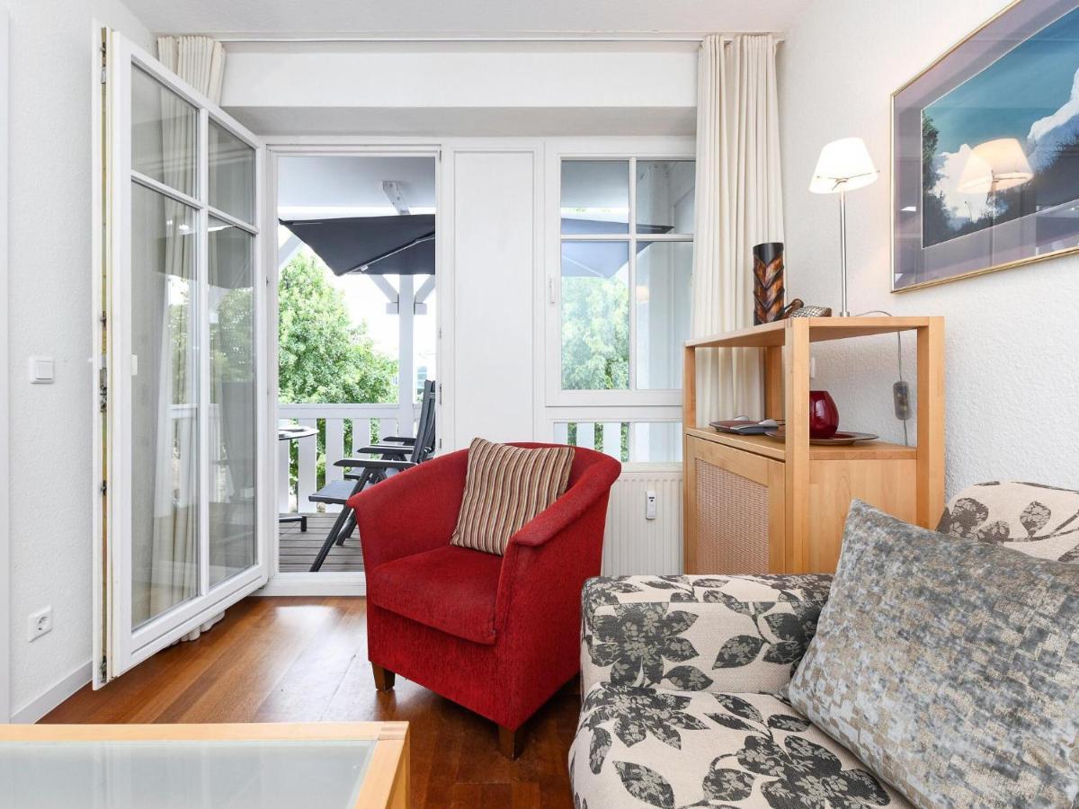 Charming Apartment in Mecklenberg with Balcony Sellin  Exterior foto